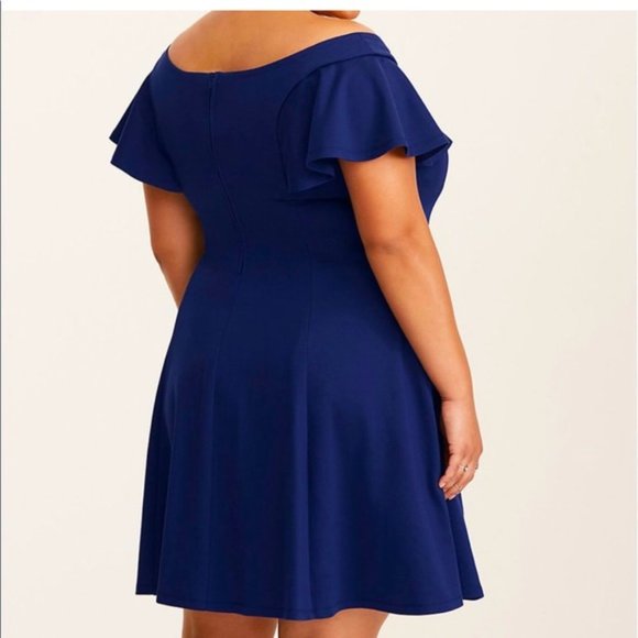 torrid Dresses & Skirts - Torrid Flutter Sleeve Dress Size 2